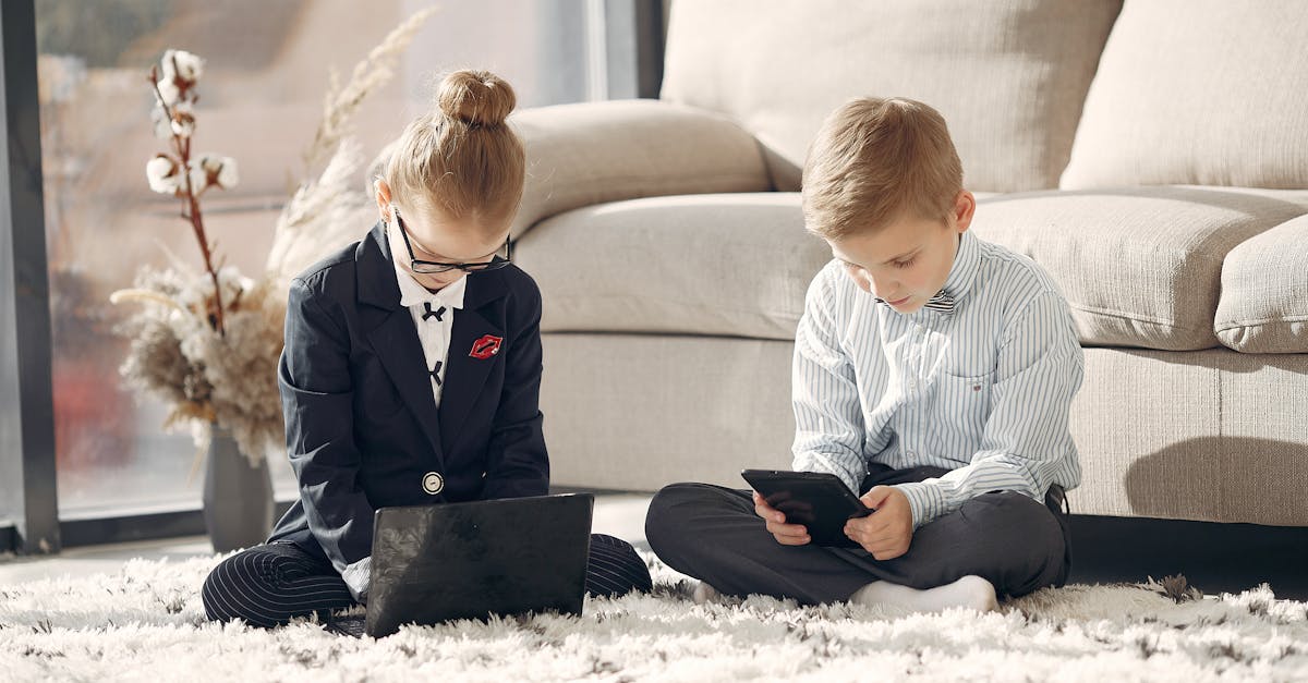 Beyond the Screen: Cultivating Resilience and Adaptability Through Strategic Digital Learning