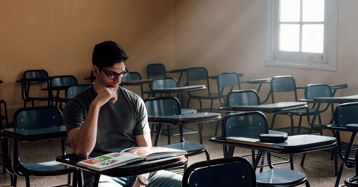 AI Teacher Toolkit: Strategies for Smarter Classroom Management