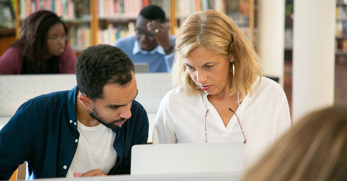 5 Practical Ways to Organize Your Digital Classroom